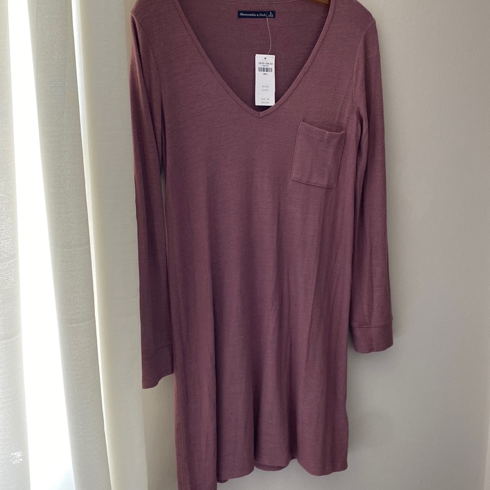 NWT- Abercrombie & Fitch plum colored v-neck sweater dress. Size small.